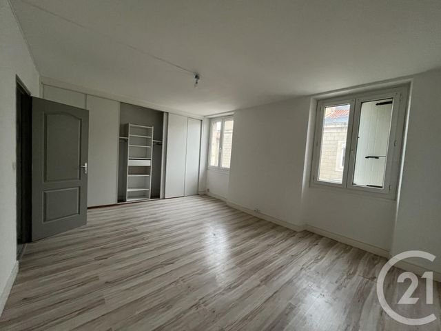 Appartement T4 à louer - 4 pièces - 94.6 m2 - CASTRES - 81 - MIDI-PYRENEES - Century 21 C.G.I.