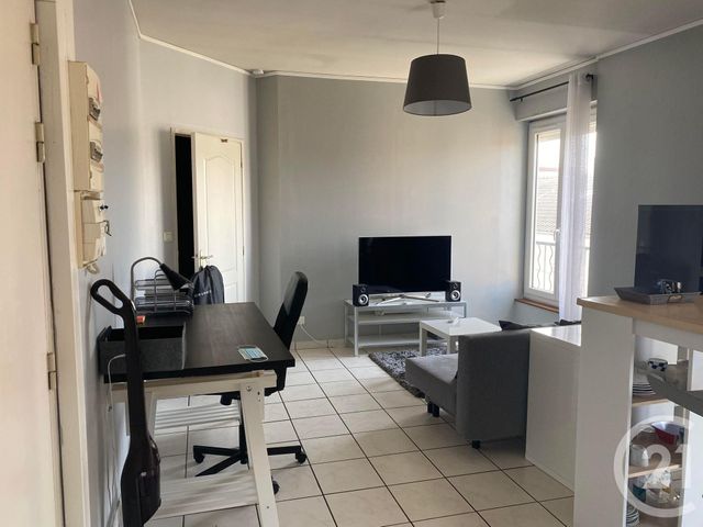 Appartement F2 à louer - 2 pièces - 38.2 m2 - CASTRES - 81 - MIDI-PYRENEES - Century 21 C.G.I.