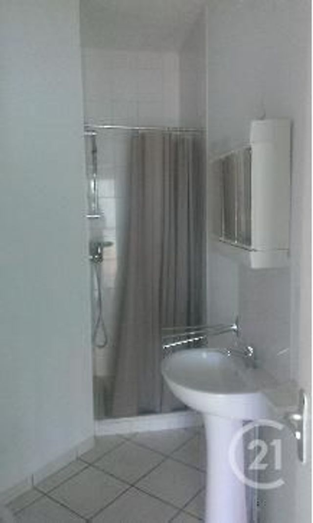 Appartement F2 à louer - 2 pièces - 38.2 m2 - CASTRES - 81 - MIDI-PYRENEES - Century 21 C.G.I.