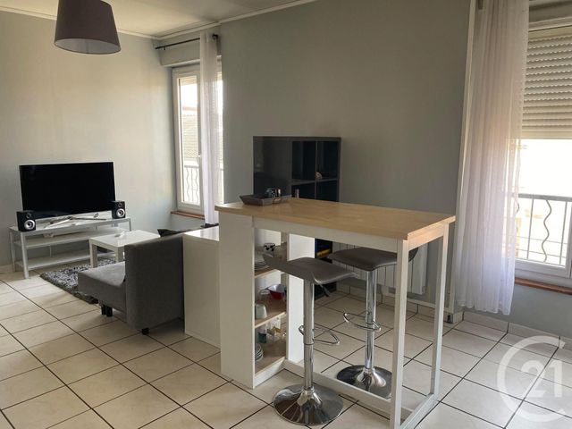 Appartement F2 à louer - 2 pièces - 38.2 m2 - CASTRES - 81 - MIDI-PYRENEES - Century 21 C.G.I.