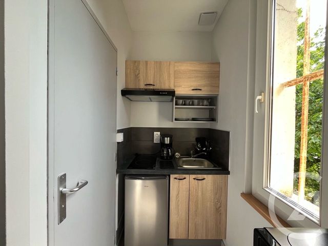 Appartement Studio à louer - 1 pièce - 15.0 m2 - CASTRES - 81 - MIDI-PYRENEES - Century 21 C.G.I.