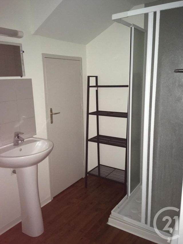 Appartement Studio à louer - 1 pièce - 25.0 m2 - CASTRES - 81 - MIDI-PYRENEES - Century 21 C.G.I.