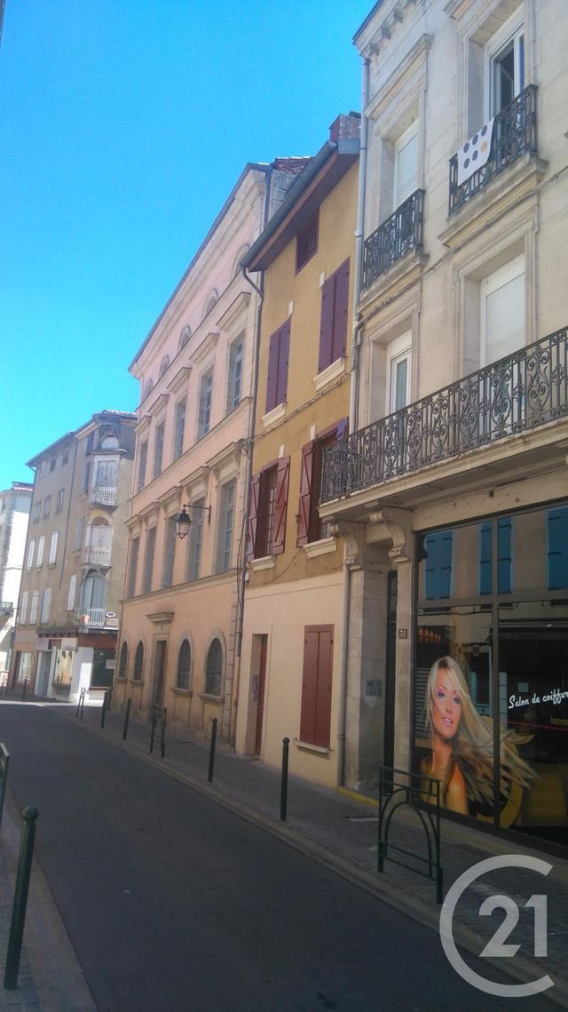 Appartement Studio à louer - 1 pièce - 25.0 m2 - CASTRES - 81 - MIDI-PYRENEES - Century 21 C.G.I.