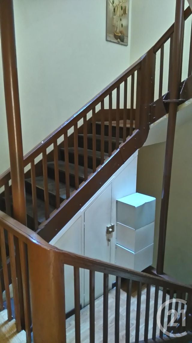 Appartement Studio à louer - 1 pièce - 25.0 m2 - CASTRES - 81 - MIDI-PYRENEES - Century 21 C.G.I.