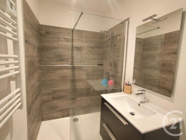 Appartement F3 à vendre - 3 pièces - 62.19 m2 - CASTRES - 81 - MIDI-PYRENEES - Century 21 C.G.I.