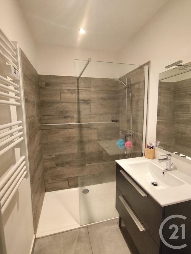 Appartement F3 à vendre - 3 pièces - 62.19 m2 - CASTRES - 81 - MIDI-PYRENEES - Century 21 C.G.I.