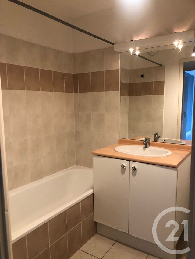 Appartement F2 à vendre - 2 pièces - 46.0 m2 - CASTRES - 81 - MIDI-PYRENEES - Century 21 C.G.I.
