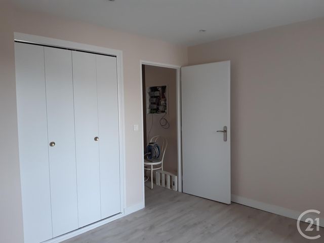 Appartement F2 à louer - 2 pièces - 44.0 m2 - BRASSAC - 81 - MIDI-PYRENEES - Century 21 C.G.I.