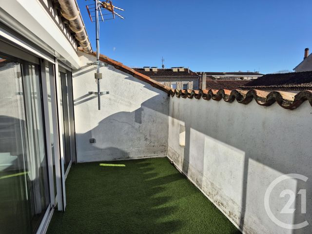 Appartement Triplex à vendre - 3 pièces - 69.68 m2 - CASTRES - 81 - MIDI-PYRENEES - Century 21 C.G.I.