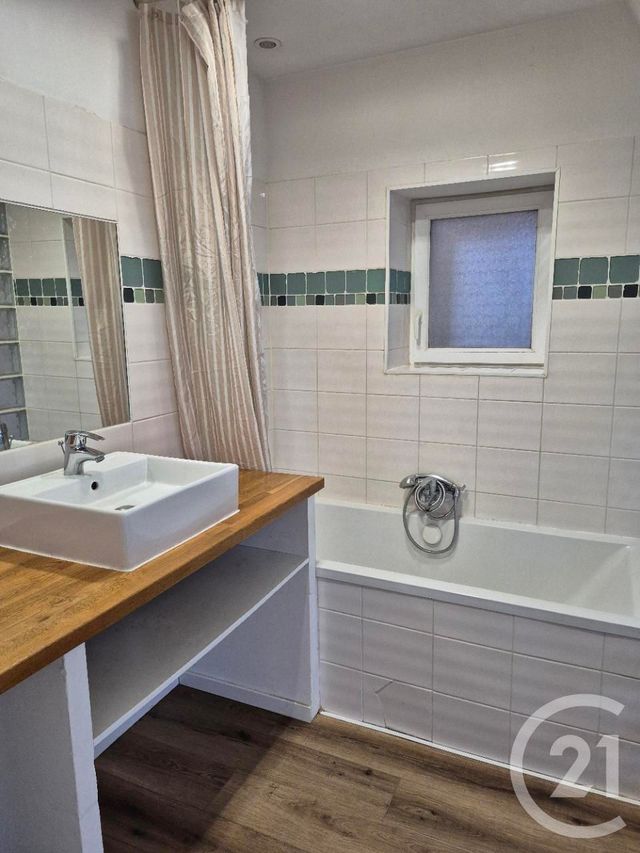 Appartement Triplex à vendre - 3 pièces - 69.68 m2 - CASTRES - 81 - MIDI-PYRENEES - Century 21 C.G.I.