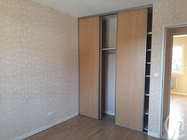 maison à louer - 4 pièces - 100.0 m2 - PUYLAURENS - 81 - MIDI-PYRENEES - Century 21 C.G.I.