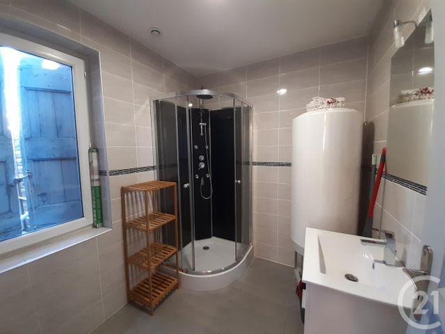 Appartement F2 à louer - 2 pièces - 58.0 m2 - CASTRES - 81 - MIDI-PYRENEES - Century 21 C.G.I.