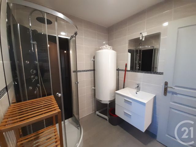 Appartement F2 à louer - 2 pièces - 58.0 m2 - CASTRES - 81 - MIDI-PYRENEES - Century 21 C.G.I.