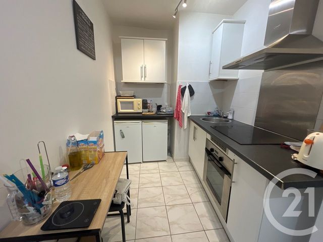 Appartement T2 à louer - 2 pièces - 29.79 m2 - CASTRES - 81 - MIDI-PYRENEES - Century 21 C.G.I.