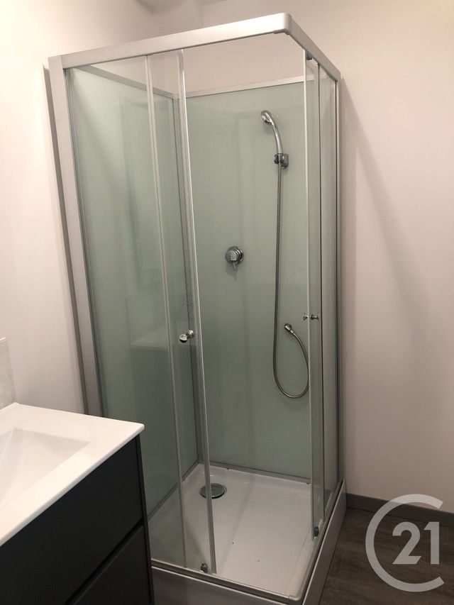 Appartement F1 à louer - 1 pièce - 38.0 m2 - CASTRES - 81 - MIDI-PYRENEES - Century 21 C.G.I.