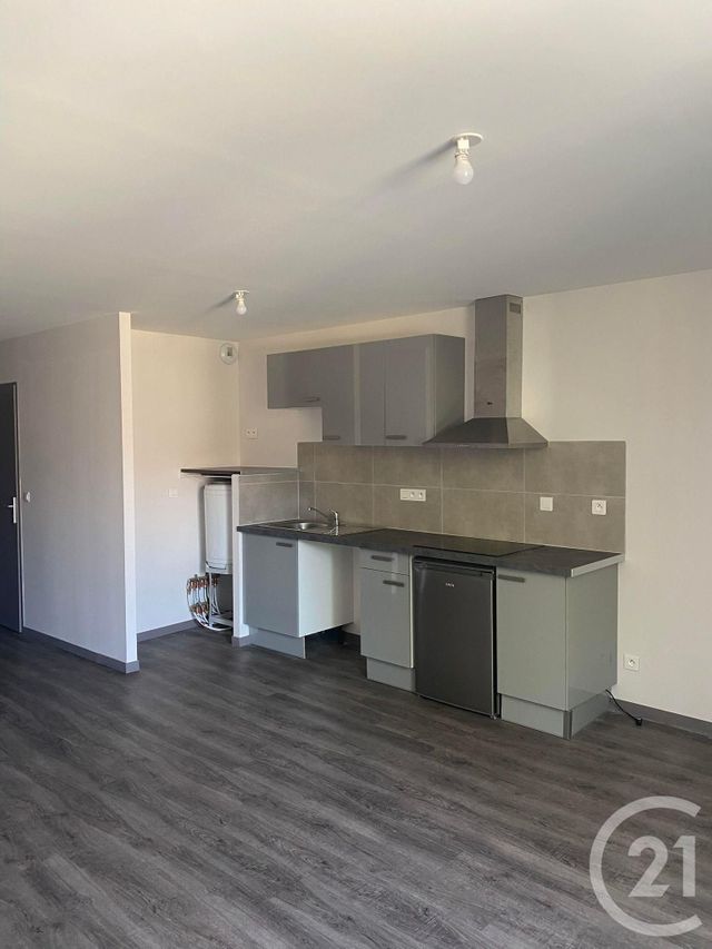 Appartement F1 à louer - 1 pièce - 38.0 m2 - CASTRES - 81 - MIDI-PYRENEES - Century 21 C.G.I.