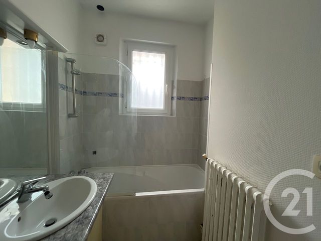 Appartement T4 à louer - 4 pièces - 92.79 m2 - CASTRES - 81 - MIDI-PYRENEES - Century 21 C.G.I.