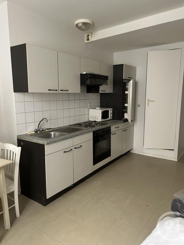 Appartement F1 à louer - 1 pièce - 20.0 m2 - CASTRES - 81 - MIDI-PYRENEES - Century 21 C.G.I.