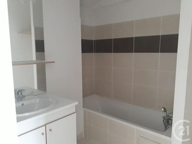 Appartement F2 à louer - 2 pièces - 49.87 m2 - CASTRES - 81 - MIDI-PYRENEES - Century 21 C.G.I.