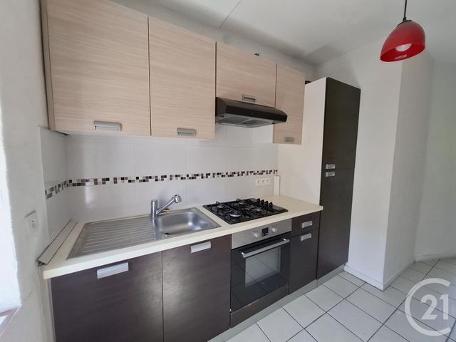 Appartement à louer - 2 pièces - 57.0 m2 - GUITALENS L ALBAREDE - 81 - MIDI-PYRENEES - Century 21 C.G.I.