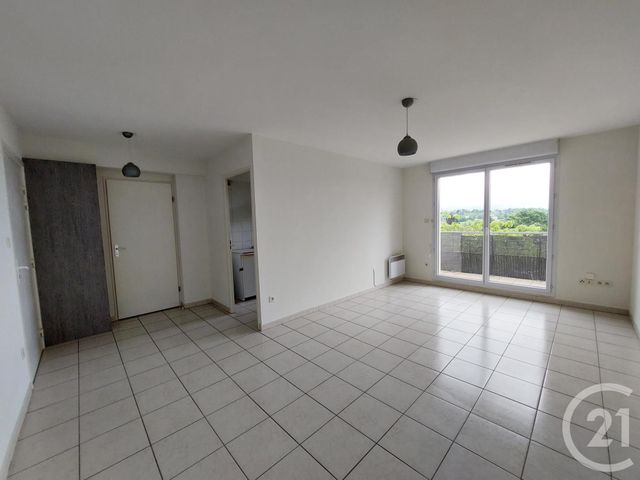 Appartement F2 à louer - 2 pièces - 46.0 m2 - CASTRES - 81 - MIDI-PYRENEES - Century 21 C.G.I.