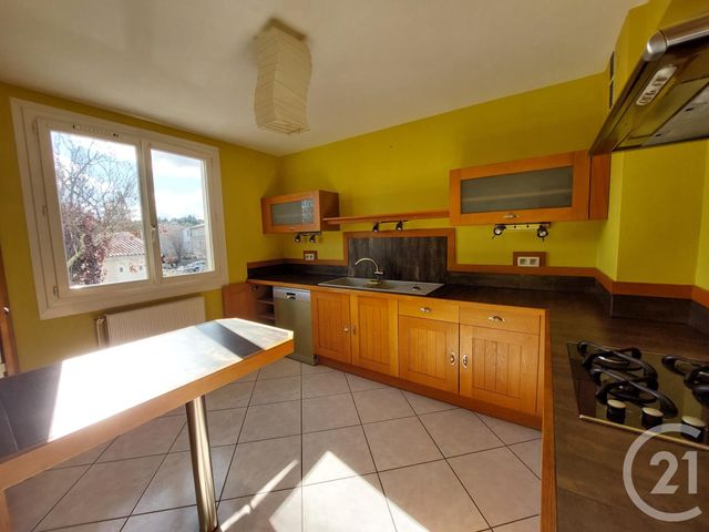 Appartement F4 à louer - 4 pièces - 99.0 m2 - CASTRES - 81 - MIDI-PYRENEES - Century 21 C.G.I.