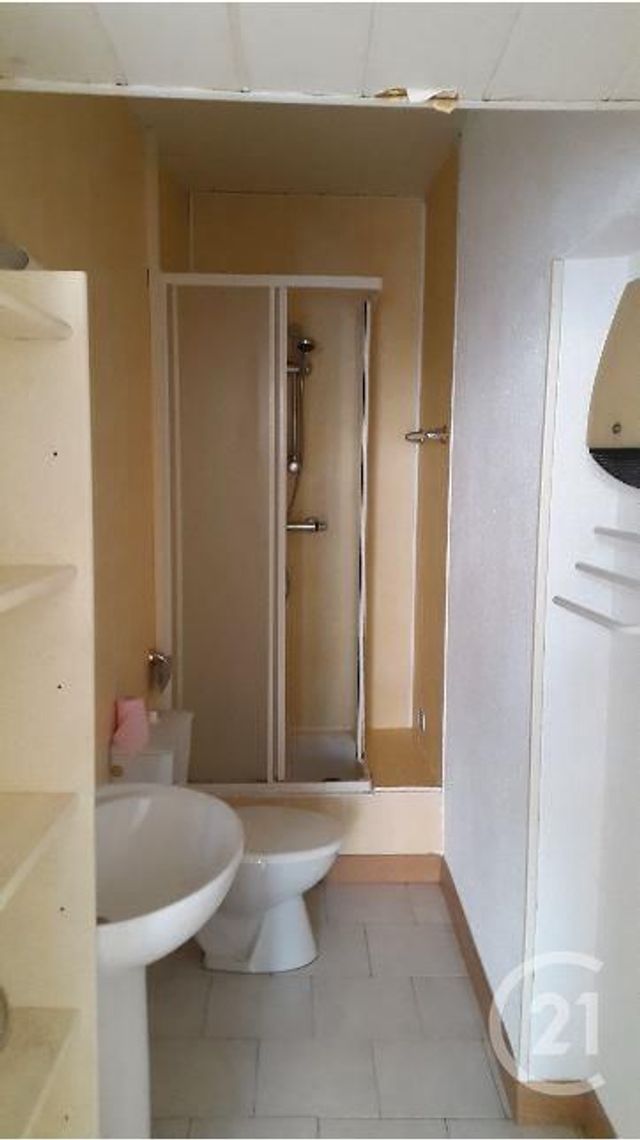 Appartement F2 à louer - 2 pièces - 35.0 m2 - CASTRES - 81 - MIDI-PYRENEES - Century 21 C.G.I.