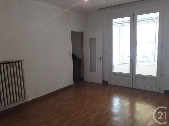 Appartement F3 à louer - 3 pièces - 55.67 m2 - CASTRES - 81 - MIDI-PYRENEES - Century 21 C.G.I.