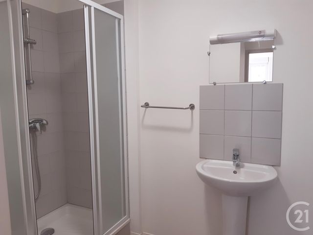 Appartement Studio à louer - 1 pièce - 25.0 m2 - CASTRES - 81 - MIDI-PYRENEES - Century 21 C.G.I.