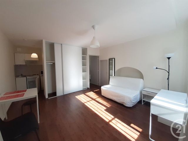 Appartement Studio à louer - 1 pièce - 25.0 m2 - CASTRES - 81 - MIDI-PYRENEES - Century 21 C.G.I.