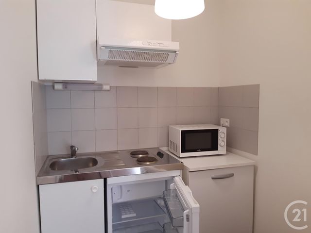 Appartement Studio à louer - 1 pièce - 25.0 m2 - CASTRES - 81 - MIDI-PYRENEES - Century 21 C.G.I.