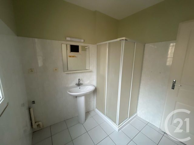 Appartement T2 à louer - 2 pièces - 50.26 m2 - CASTRES - 81 - MIDI-PYRENEES - Century 21 C.G.I.