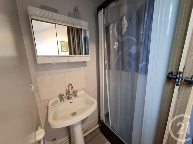 Appartement Studio à louer - 1 pièce - 24.0 m2 - CASTRES - 81 - MIDI-PYRENEES - Century 21 C.G.I.