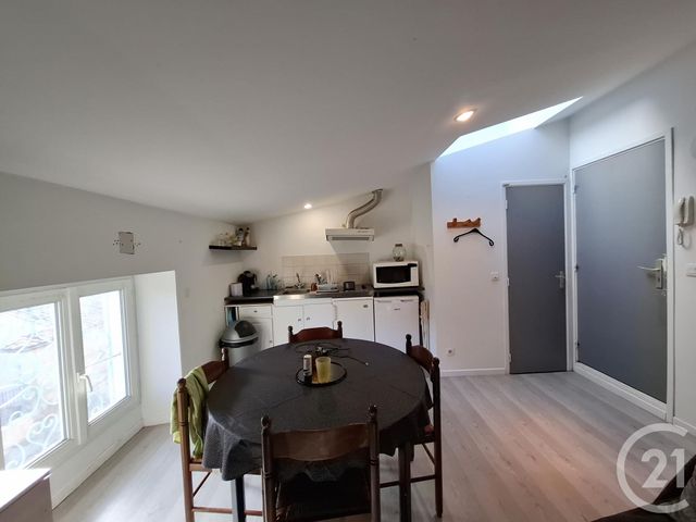 Appartement Studio à louer - 1 pièce - 24.0 m2 - CASTRES - 81 - MIDI-PYRENEES - Century 21 C.G.I.