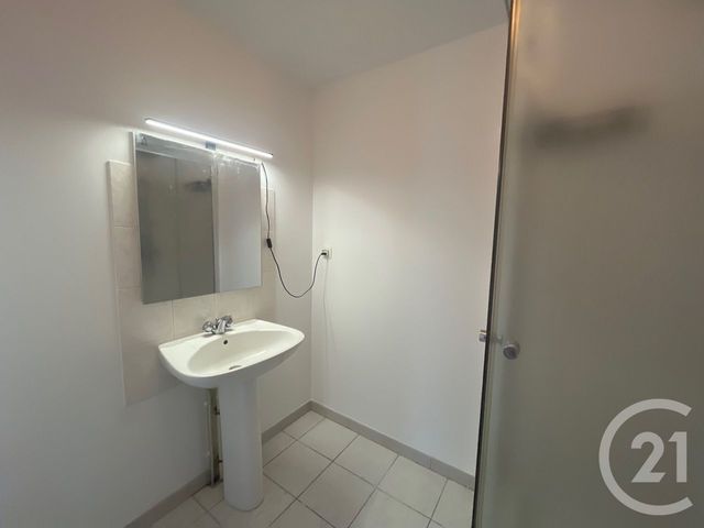 Appartement T2 à louer - 2 pièces - 39.83 m2 - CASTRES - 81 - MIDI-PYRENEES - Century 21 C.G.I.