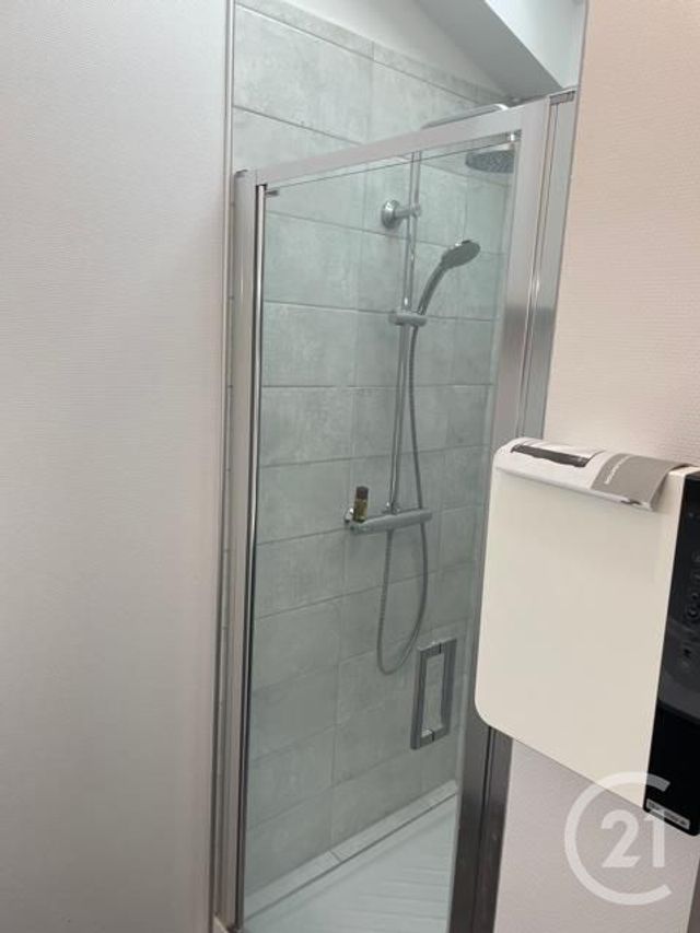 Appartement F3 à louer - 2 pièces - 60.0 m2 - CASTRES - 81 - MIDI-PYRENEES - Century 21 C.G.I.