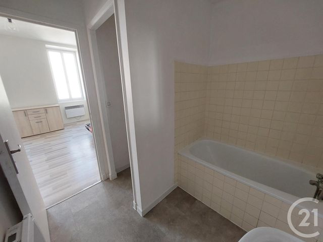 Appartement F1 à louer - 1 pièce - 24.6 m2 - CASTRES - 81 - MIDI-PYRENEES - Century 21 C.G.I.