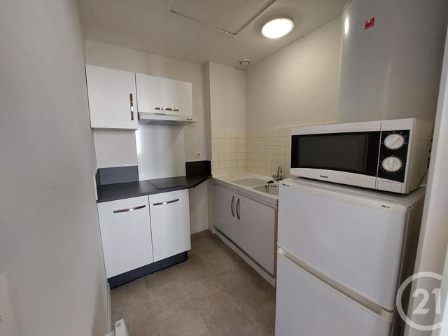 Appartement F1 à louer - 1 pièce - 24.6 m2 - CASTRES - 81 - MIDI-PYRENEES - Century 21 C.G.I.