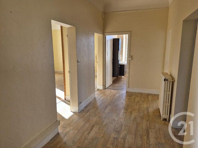 Appartement F3 à louer - 3 pièces - 70.0 m2 - CASTRES - 81 - MIDI-PYRENEES - Century 21 C.G.I.