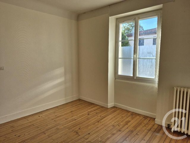 Appartement F3 à louer - 3 pièces - 70.0 m2 - CASTRES - 81 - MIDI-PYRENEES - Century 21 C.G.I.