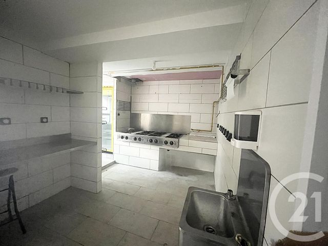 commerce à louer - 38.3 m2 - CASTRES - 81 - MIDI-PYRENEES - Century 21 C.G.I.