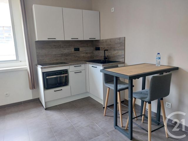Appartement F2 à louer - 2 pièces - 40.0 m2 - MAZAMET - 81 - MIDI-PYRENEES - Century 21 C.G.I.