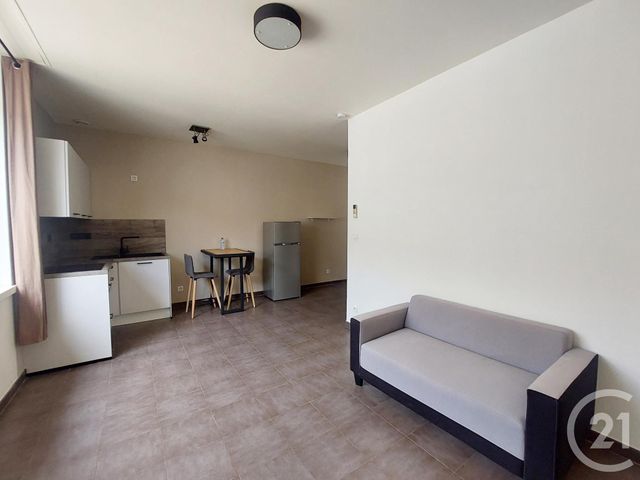 Appartement F2 à louer - 2 pièces - 40.0 m2 - MAZAMET - 81 - MIDI-PYRENEES - Century 21 C.G.I.
