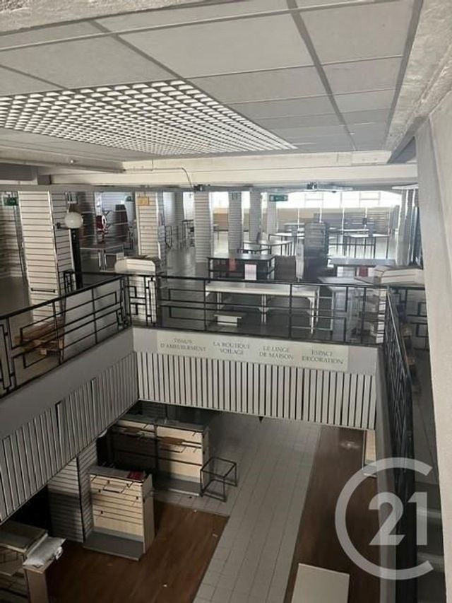 immeuble à vendre - 2300.0 m2 - CASTRES - 81 - MIDI-PYRENEES - Century 21 C.G.I.