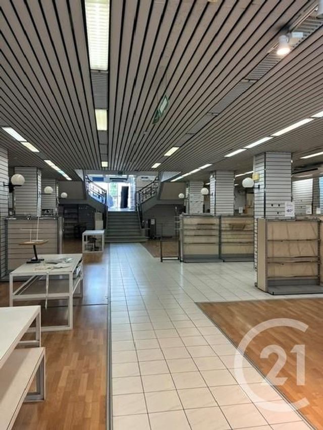 immeuble à vendre - 2300.0 m2 - CASTRES - 81 - MIDI-PYRENEES - Century 21 C.G.I.