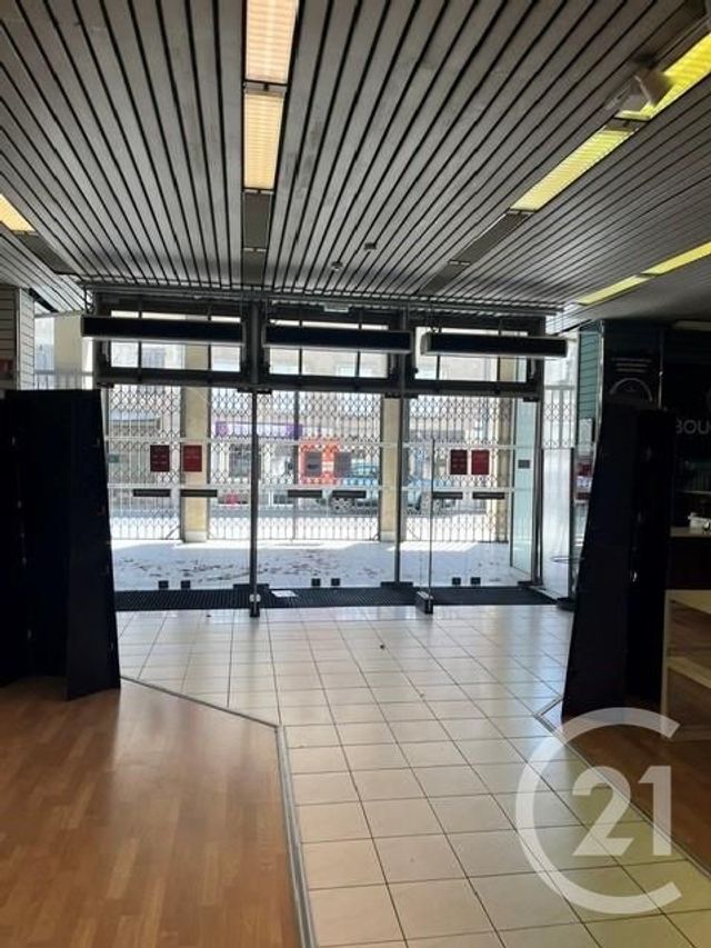 immeuble à vendre - 2300.0 m2 - CASTRES - 81 - MIDI-PYRENEES - Century 21 C.G.I.
