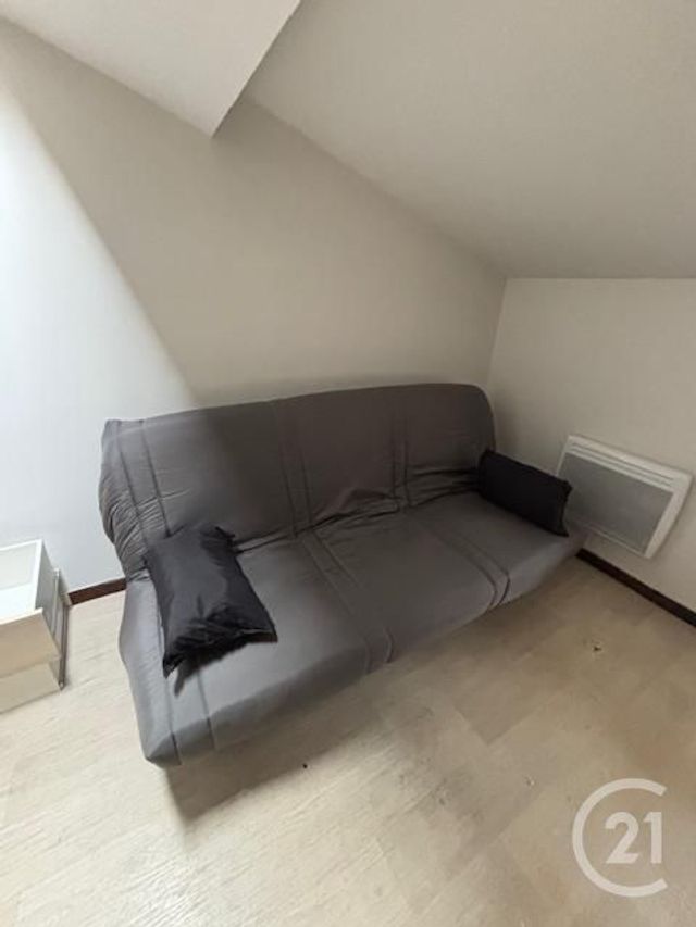 Appartement Studio à louer - 1 pièce - 25.0 m2 - CASTRES - 81 - MIDI-PYRENEES - Century 21 C.G.I.