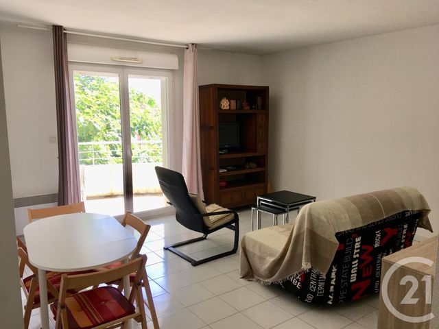 Appartement F2 à louer - 2 pièces - 42.0 m2 - CASTRES - 81 - MIDI-PYRENEES - Century 21 C.G.I.
