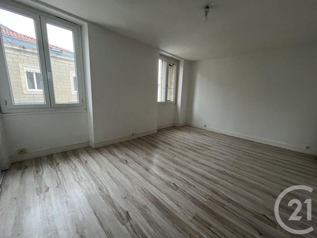 Appartement T4 à louer - 4 pièces - 94.6 m2 - CASTRES - 81 - MIDI-PYRENEES - Century 21 C.G.I.