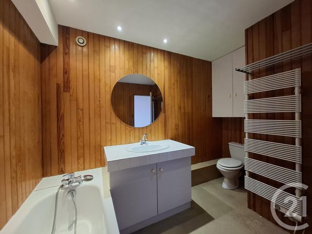 Appartement F4 à louer - 4 pièces - 150.51 m2 - CASTRES - 81 - MIDI-PYRENEES - Century 21 C.G.I.